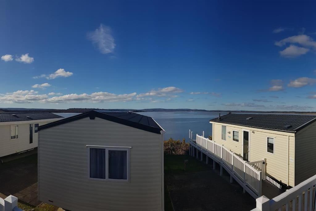 Cozy And Relaxing With Stunning Sea Views Apartment Lytchett Minster Bagian luar foto